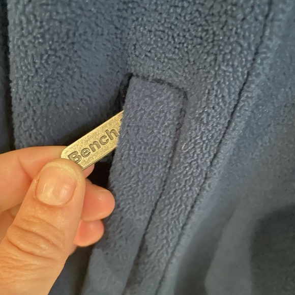 Bench sweater soft material - Picture 2 of 2